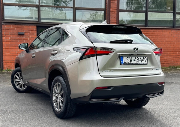 Lexus NX cena 116000 przebieg: 68656, rok produkcji 2015 z Świdnik małe 79